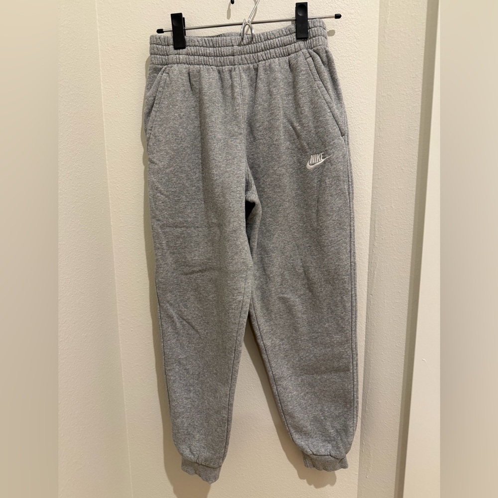 Nike Kids Boy's Sportswear Club Fleece Jogger Pants (Big Kids) youth large